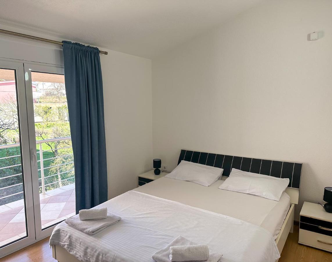 Jasmin Apartmani Bar Eksteriør billede