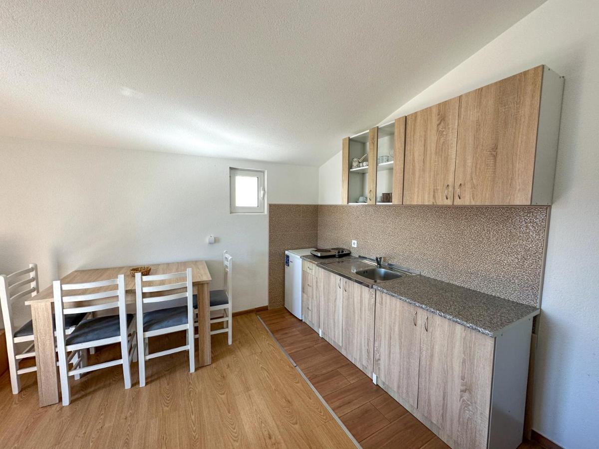 Jasmin Apartmani Bar Eksteriør billede